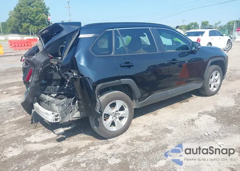 2019 Toyota Rav4 Xle z USA, uszkodzony, nr VIN 2T3P1RFV2KW062100